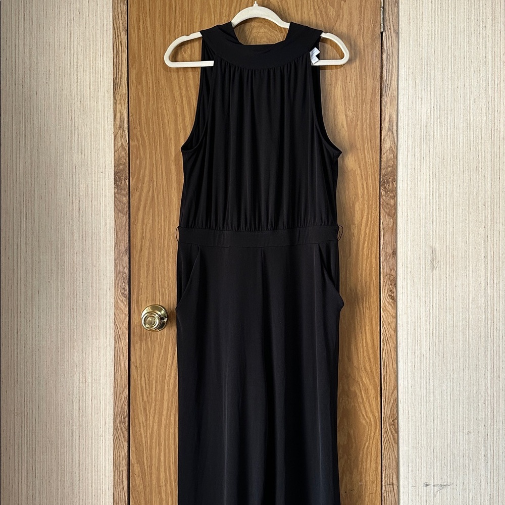 New York & Company Stretch Sleeveless Jumpsuit Size L